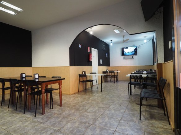 Local bar pizzeria con cocina en venta en Sant Cugat del Valles, Barcelona