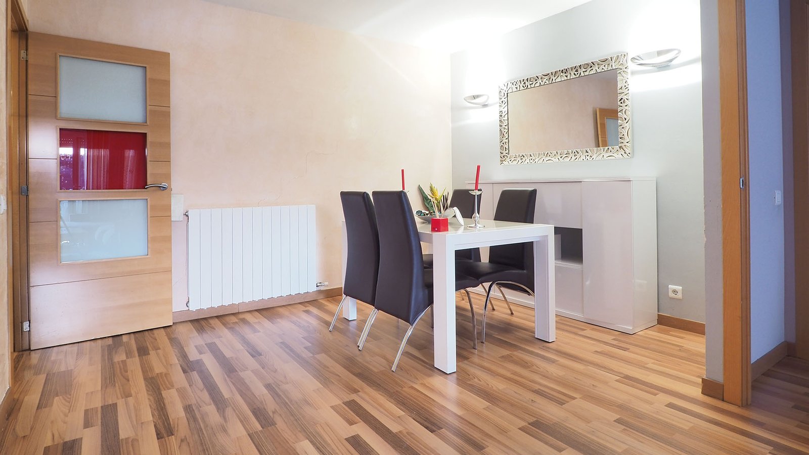 Comedor en piso en venta en la calle Bailen de Rubi, Barcelona Comedor en piso en venta en la calle Bailen de Rubi, Barcelona