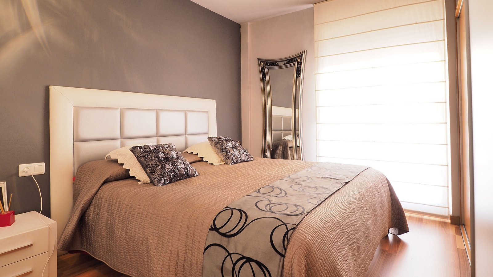 Dormitorio suite en piso en venta en la calle Bailen de Rubi, Barcelona Dormitorio suite en piso en venta en la calle Bailen de Rubi, Barcelona