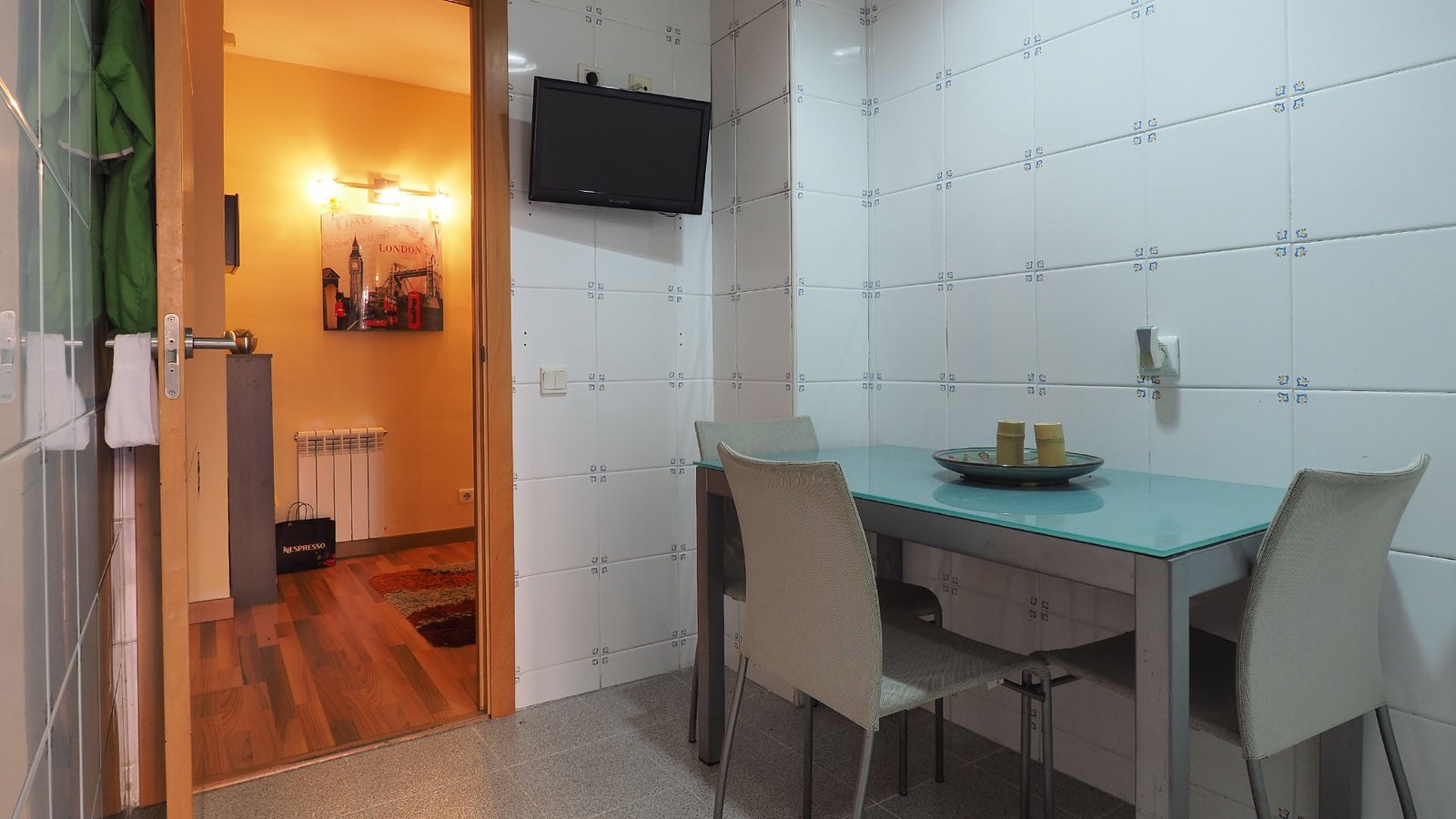 Cocina comedor en piso en venta en la calle Bailen de Rubi, Barcelona Cocina comedor en piso en venta en la calle Bailen de Rubi, Barcelona