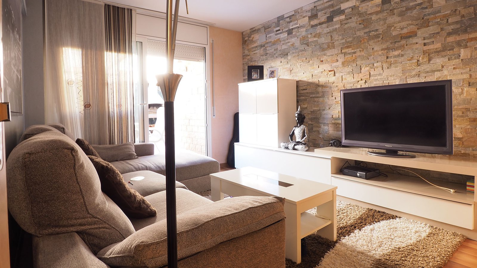 Salón en piso en venta en la calle Bailen de Rubi, Barcelona Salón en piso en venta en la calle Bailen de Rubi, Barcelona