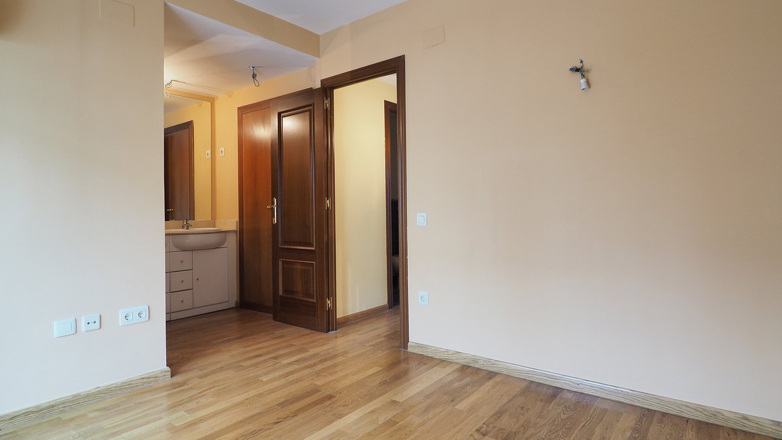 Dormitorio adosado en venta en Rubi, Barcelona