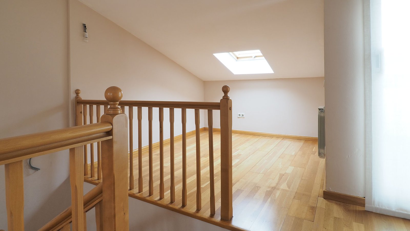 Buhardilla adosado en venta en Rubi, Barcelona