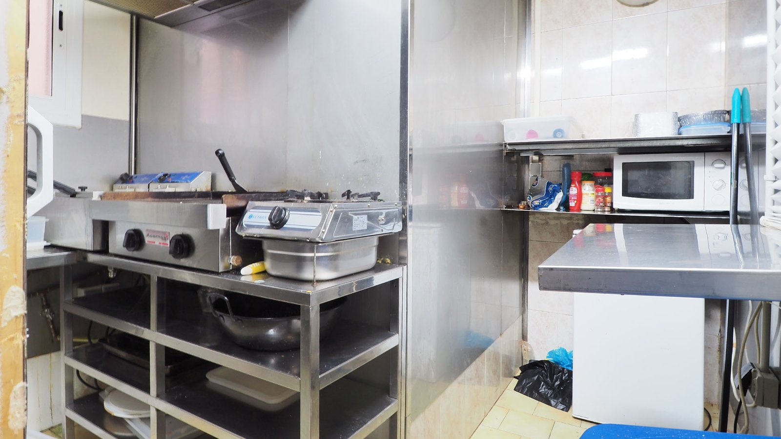 Local bar pizzeria con cocina en venta en Sant Cugat del Valles, Barcelona Local bar pizzeria con cocina en venta en Sant Cugat del Valles, Barcelona