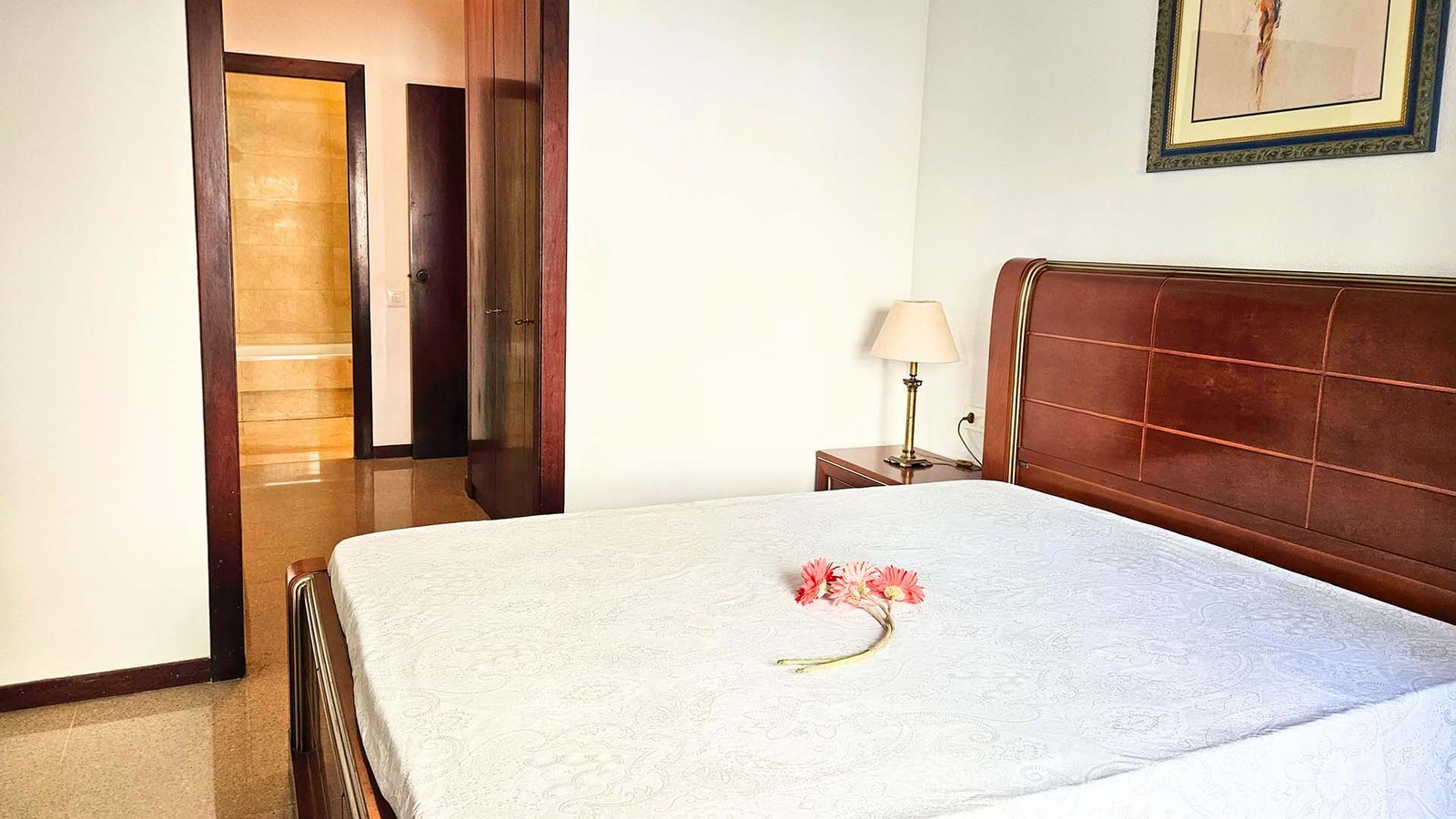 Dormitorio piso en venta calle Rosello, barrio de Eixample, Barcelona