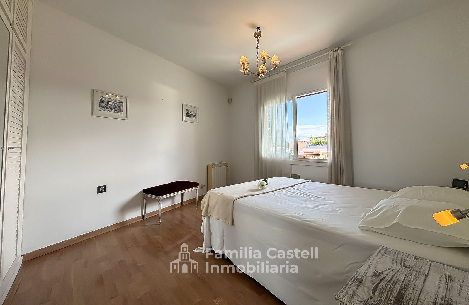 Piso con gran dormitorio en Sant Cugat del Valles