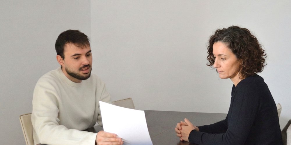 Reunion compra venta cliente Familia Castell Inmobiliaria